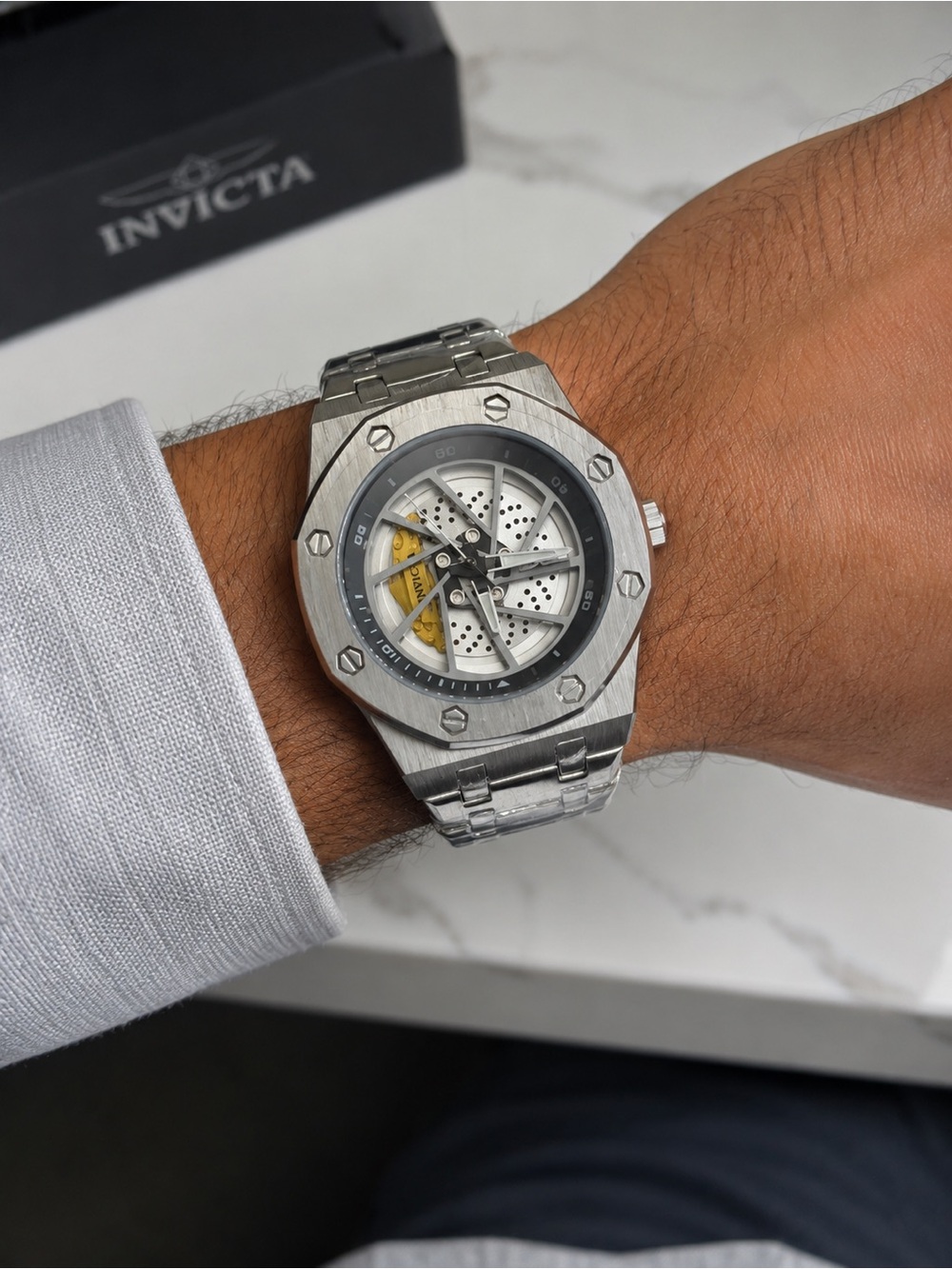 Invicta Speedway Rim Men’s Watch NWT Stainless Steel 42mm MSRP $249 - Picture 2 of 10